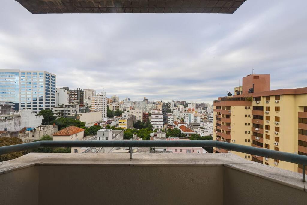 Flat Avenida Independência Porto Alegre Exterior foto
